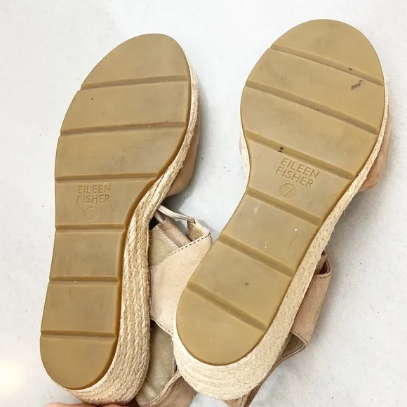 EILEEN Fisher Agnes Espadrille Wedge Sandals Beige Leather Size 7 Open Toe