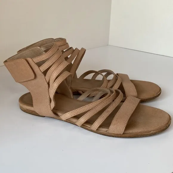 EILEEN FISHER &quot;Otto&quot; Strappy Gladiator Sandal Size 9.5