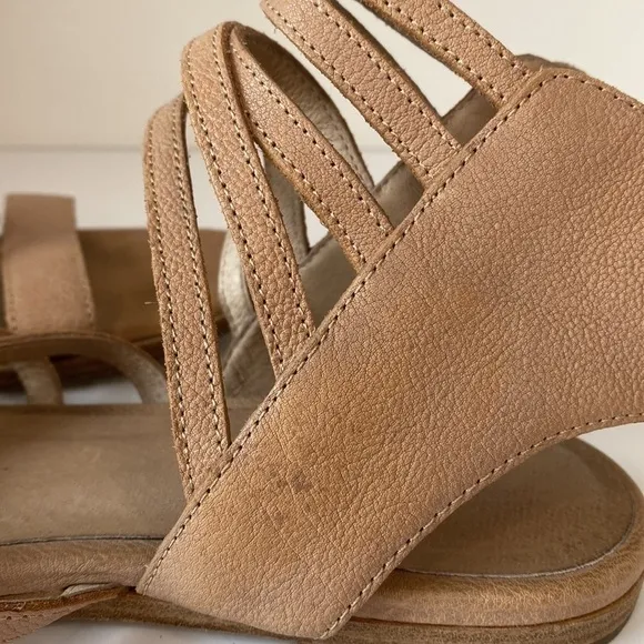 EILEEN FISHER &quot;Otto&quot; Strappy Gladiator Sandal Size 9.5