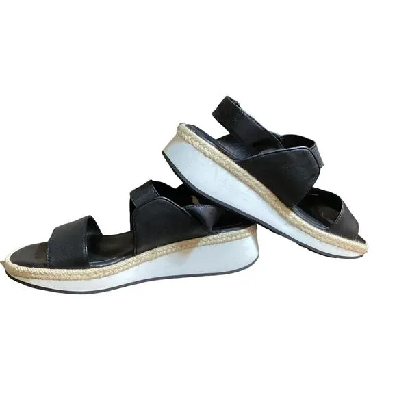 Eileen fisher Dash leather Sandals size 7 1/2 wedge heel