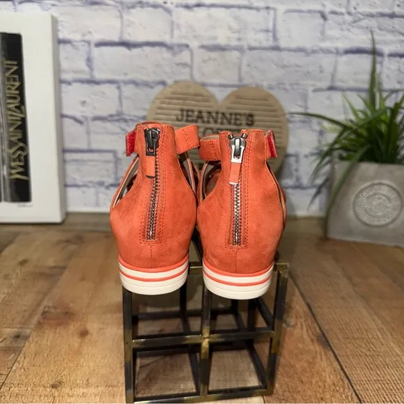 Eileen Fisher Kerby Block Heel Sandal Orange Nubuck Strap Zip US 8 MSRP $195