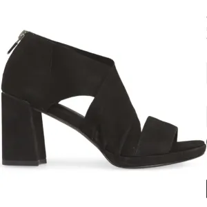 Eileen Fisher Marla Black Nubuck Leather Sandals
