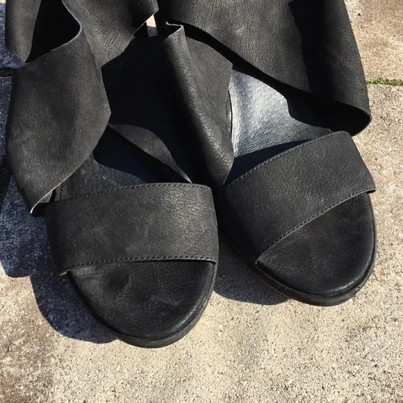 Eileen Fisher Marla Black Nubuck Leather Sandals