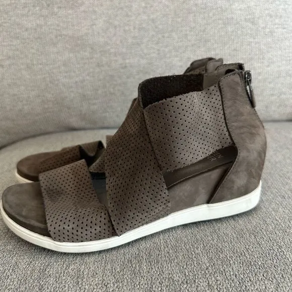 Eileen Fisher Platform Sport Sandals Strappy Perforated Suede Brown Size 6.5