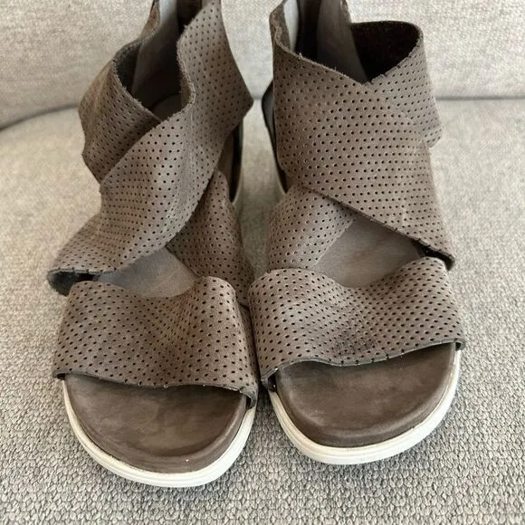 Eileen Fisher Platform Sport Sandals Strappy Perforated Suede Brown Size 6.5