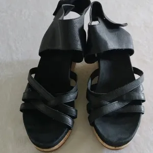 Eileen Fisher Platform Wedge Sandals size 9.5