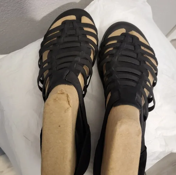EILEEN Fisher Rato Sandals