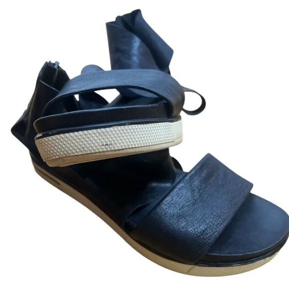 EILEEN FISHER Sport Black Leather Zip Heel Platform Open Toe Sandals
