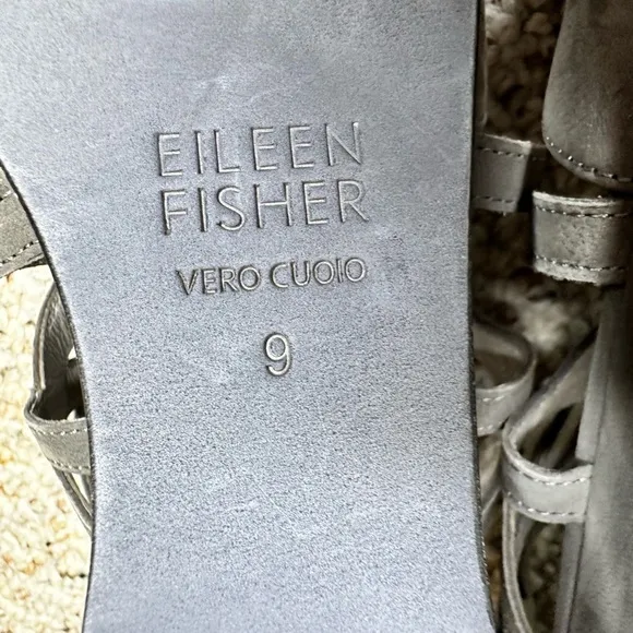 Eileen Fisher Vero Cuoio Caged Suede Wedge Sandals Womens 9 Gray Heel Zip Up