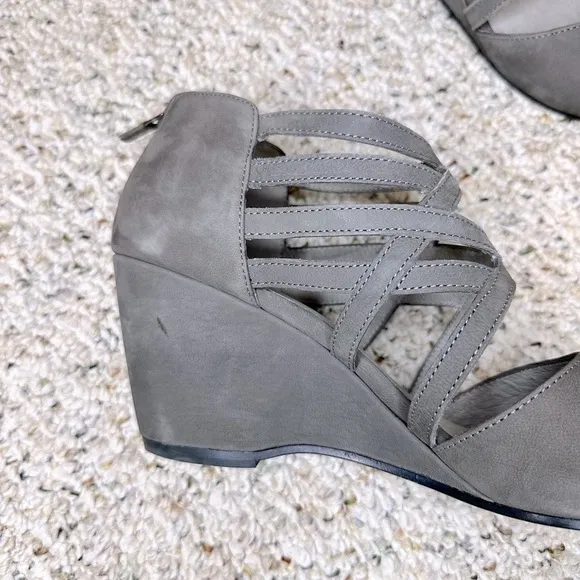 Eileen Fisher Vero Cuoio Caged Suede Wedge Sandals Womens 9 Gray Heel Zip Up