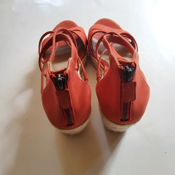 Eileen Fisher Wanda Strappy‎ Leather Wedge Espadrilles Sandals Size 6.5 Coastal