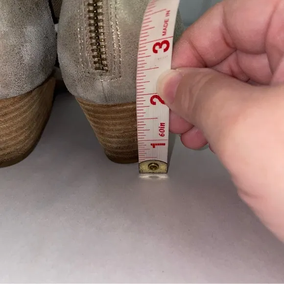 Eileen Fisher Womens Beige Suede Fame D'orsay Cuffed Pumps Size 8.5