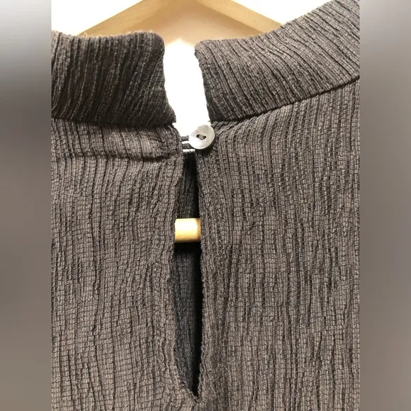 Eileen Fisher Woven Plisse mock neck sleeveless dress gray size small