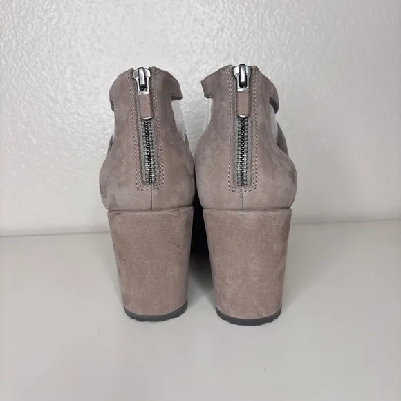 Eileen Fisher‎ Wylee Platform Wedge Taupe Sandal Size 10