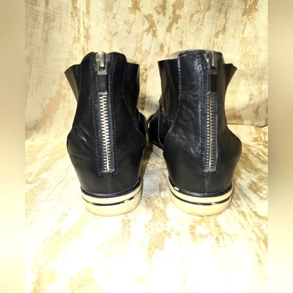 Eileen FisherSport Criss Cross Tumbled Leather Banded Platform Sandals Sz10