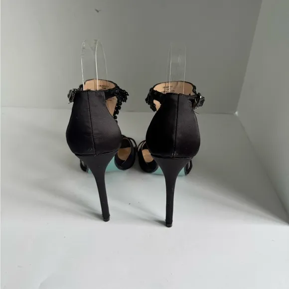 Elegant Betsey Johnson Black SB- Mavyn Heels Satin Beaded T-Strap Heels Size 7.5