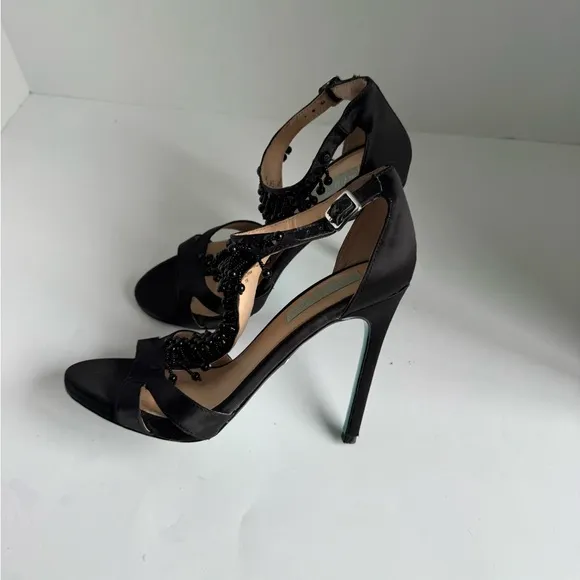 Elegant Betsey Johnson Black SB- Mavyn Heels Satin Beaded T-Strap Heels Size 7.5