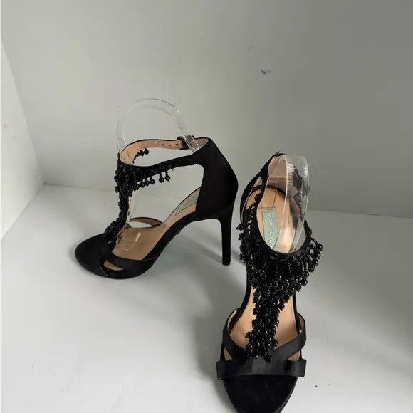 Elegant Betsey Johnson Black SB- Mavyn Heels Satin Beaded T-Strap Heels Size 7.5
