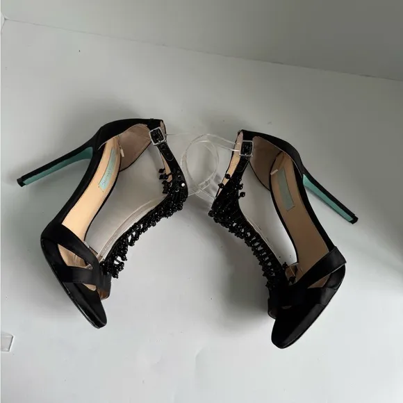 Elegant Betsey Johnson Black SB- Mavyn Heels Satin Beaded T-Strap Heels Size 7.5