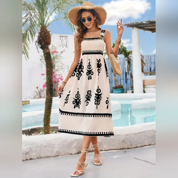 Elegant Smocked Bodice Contrasting Chic Sleeveless Summer Boho Midi Dress Cream