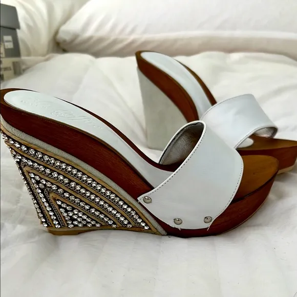 Elegant White /Crystals Wedge Sandals