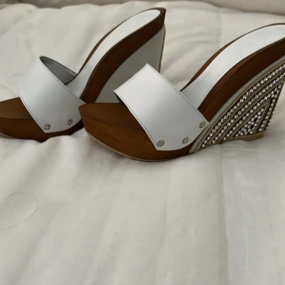 Elegant White /Crystals Wedge Sandals