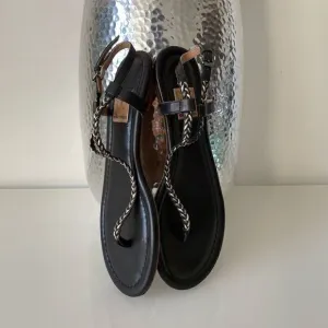Ella Moss Thong Sandals