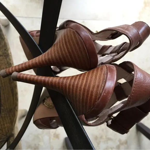 Ellie Tahari Brown Leather Peep Toe Sandals High Heels 9 1/2