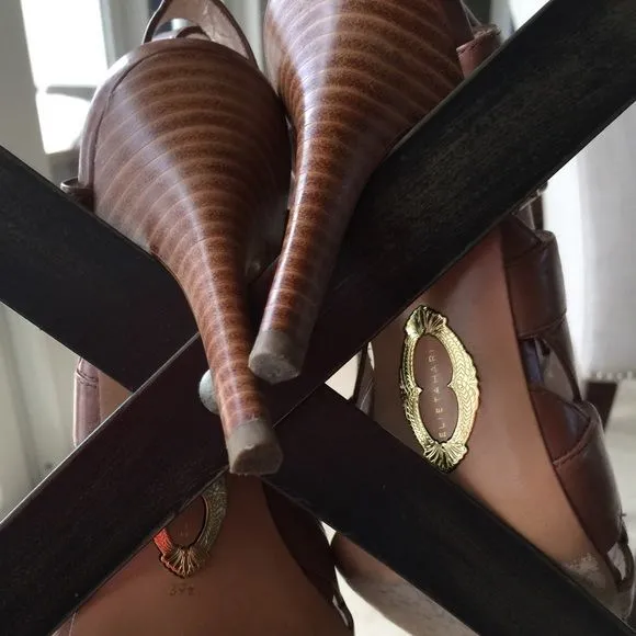 Ellie Tahari Brown Leather Peep Toe Sandals High Heels 9 1/2