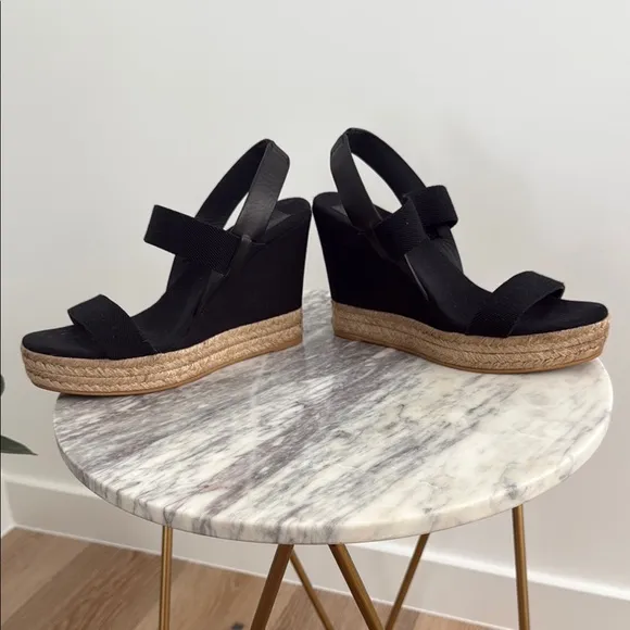 EUC Tory Burch Black Wedge Sandals