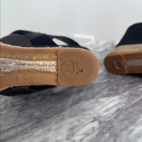 EUC Tory Burch Black Wedge Sandals