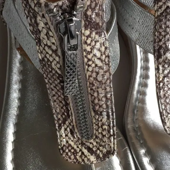EUC Donald J. Pliner leather sandals
