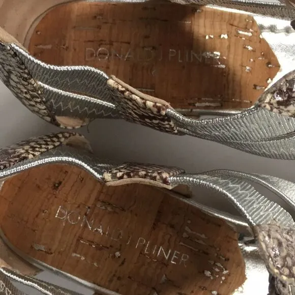 EUC Donald J. Pliner leather sandals