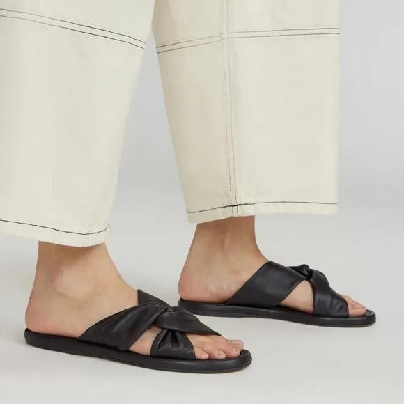 EVERLANE The Day Twist Sandal Black Leather Slip On Flat Heel Size 9 NEW