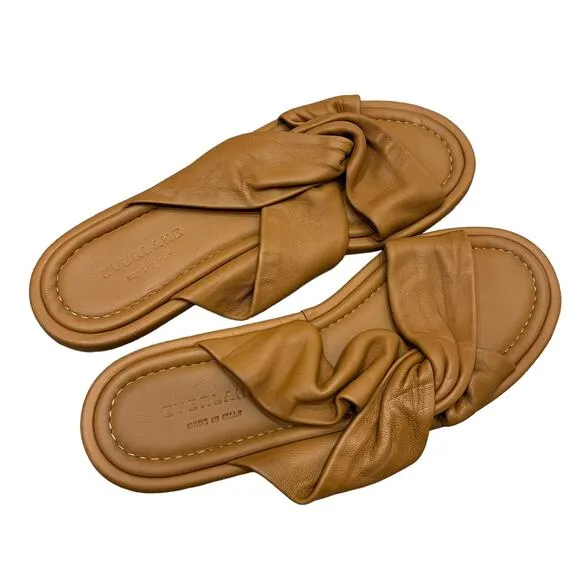 EVERLANE The Day Twist Sandal Desert Tan Leather Slip On Flat Heel Size 7.5 NEW