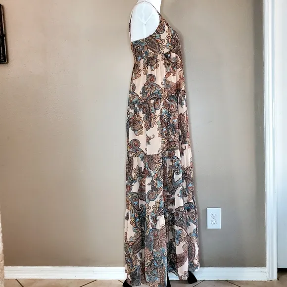 Express Paisley Flowy Dress Adjustable Spaghetti Straps Size Extra Small