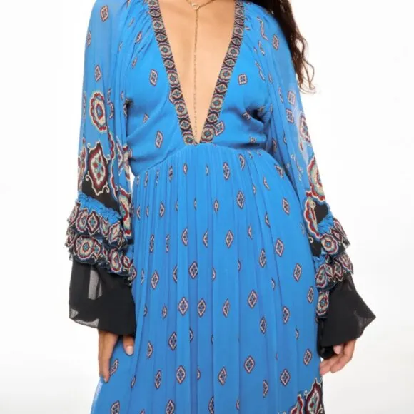 FARM RIO Anika Tiles Blue Maxi Dress Size Medium