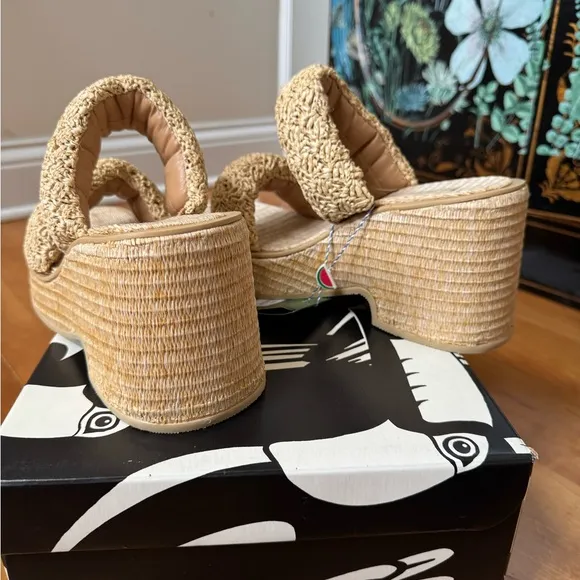 Farm Rio Natural Crocheted Puffy Platform Sandals