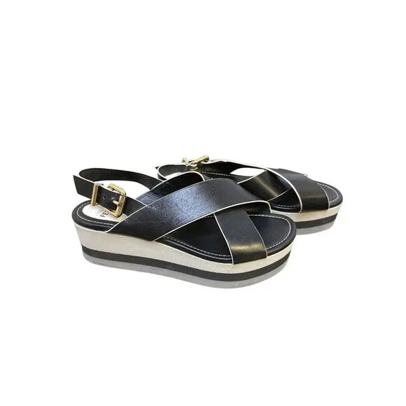 Fendi Black Leather Platform Sandals w/Gold accents Size 7.5