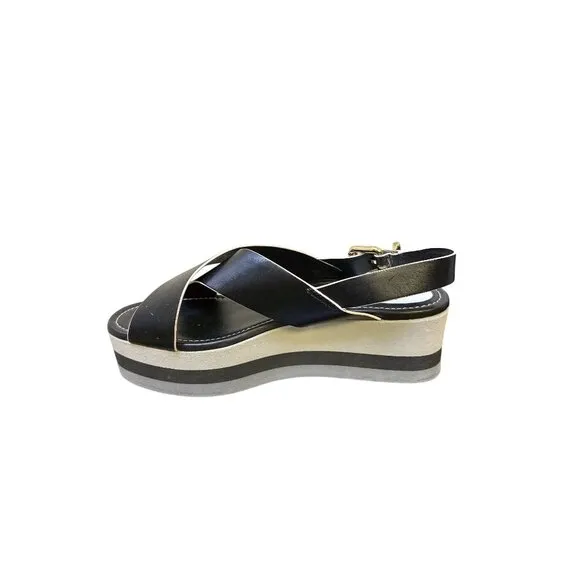 Fendi Black Leather Platform Sandals w/Gold accents Size 7.5