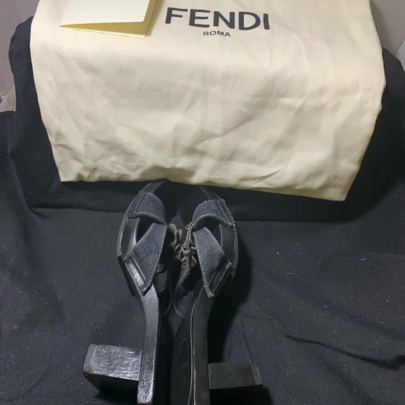 Fendi denim flower Logo heel sandals 36