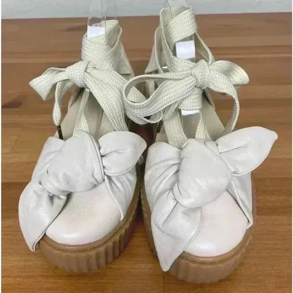 FENTY PUMA Women's 8.5 The Bow Creeper Sandals Cream Leather Lace Up Flatform