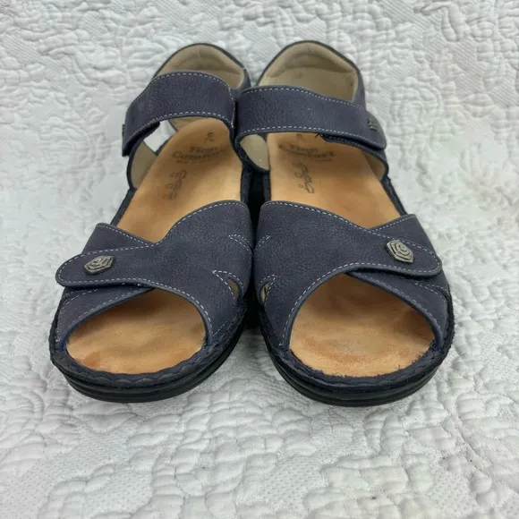 Finn Comfort Women’s Navy Blue Leather Sandals