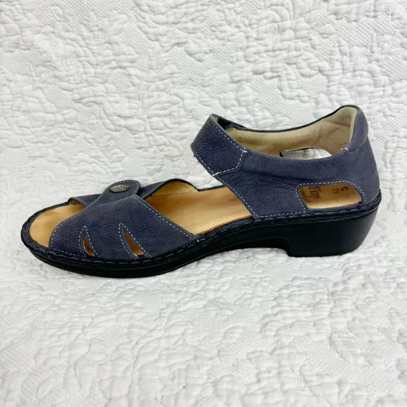 Finn Comfort Women’s Navy Blue Leather Sandals