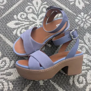 Fitflop Purple Pilar Ankle Strap Platform Sandals. Size 6