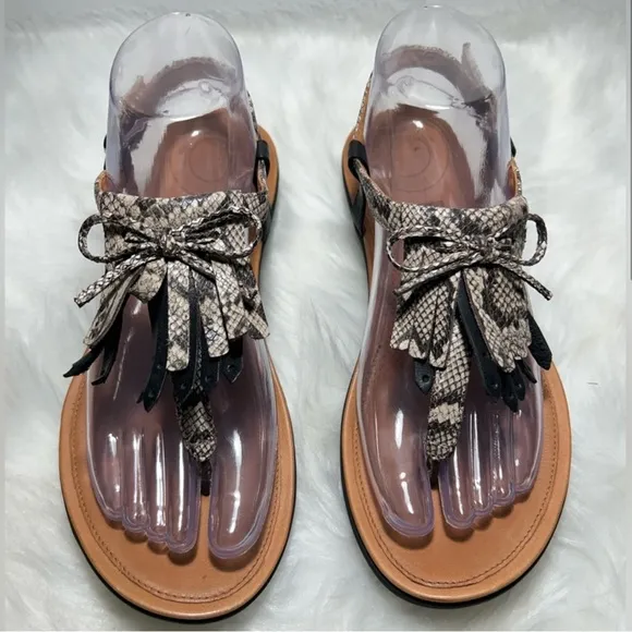 Fitflop Tia Fringe Thong Sandals Snakeskin Taupe Size 7 EU 38