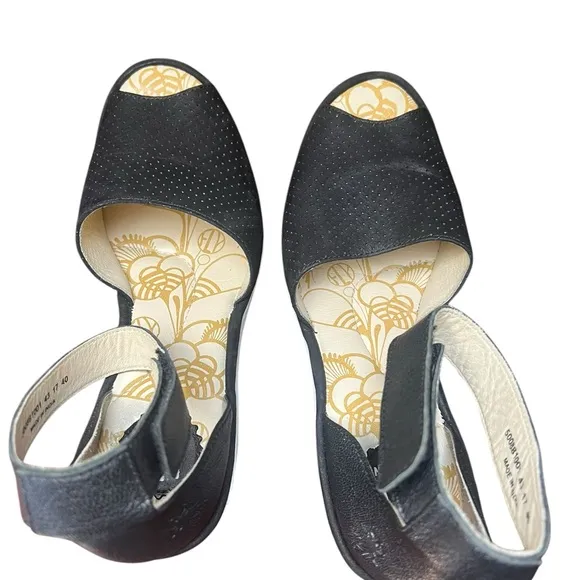 FLY London Yula Wedge Sandals 40 9.5 US Black Perforated Leather White Heel