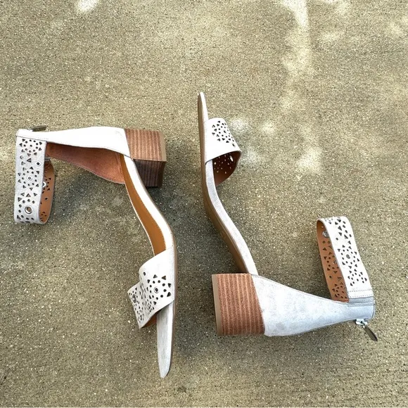 FRANCO SARTA sandals gray leather heeled sandal ankle strap womens 13 eyelets