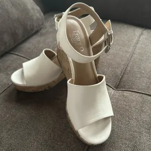 Franco Sarto Leather Cream Color Wedge Cork Sandals Size 7