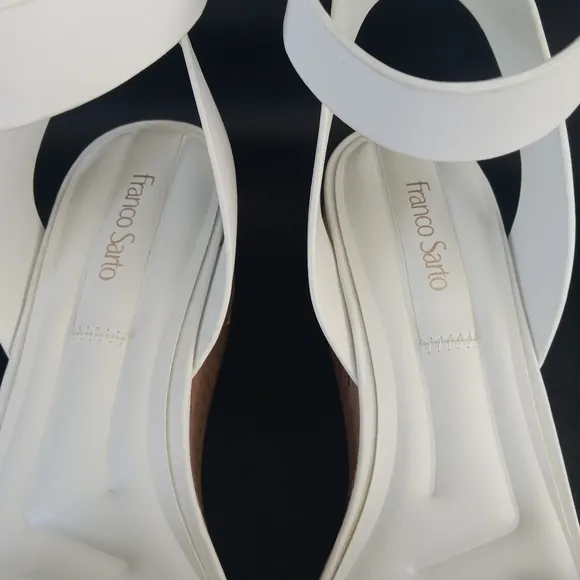 FRANCO SARTO Presley White Platform Sandals Women's Size 8